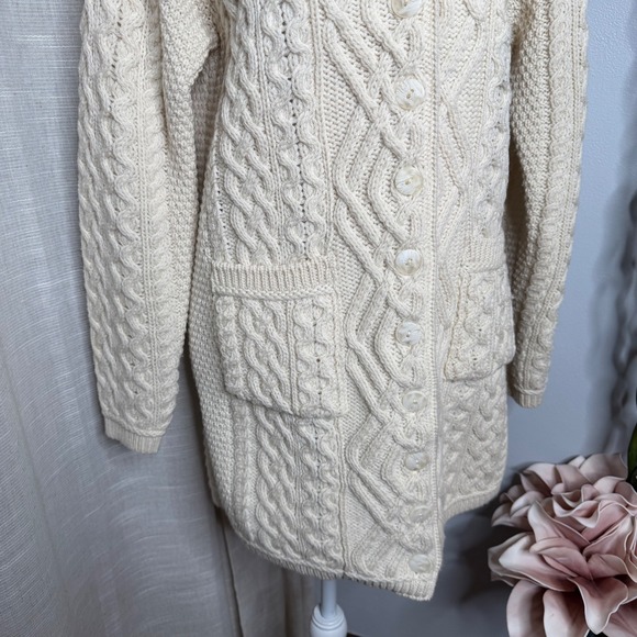 Aran Crafts Wool Cardigan Sweater Button Front White Long Women's Size Medium - Picture 5 of 9
